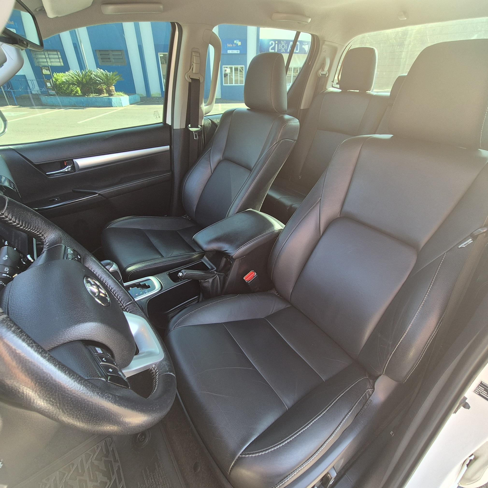 Foto 9 de Toyota HILUX
